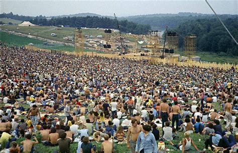 woodstock nudity|69 Wild Woodstock Photos Thatll Transport You To The Summer。